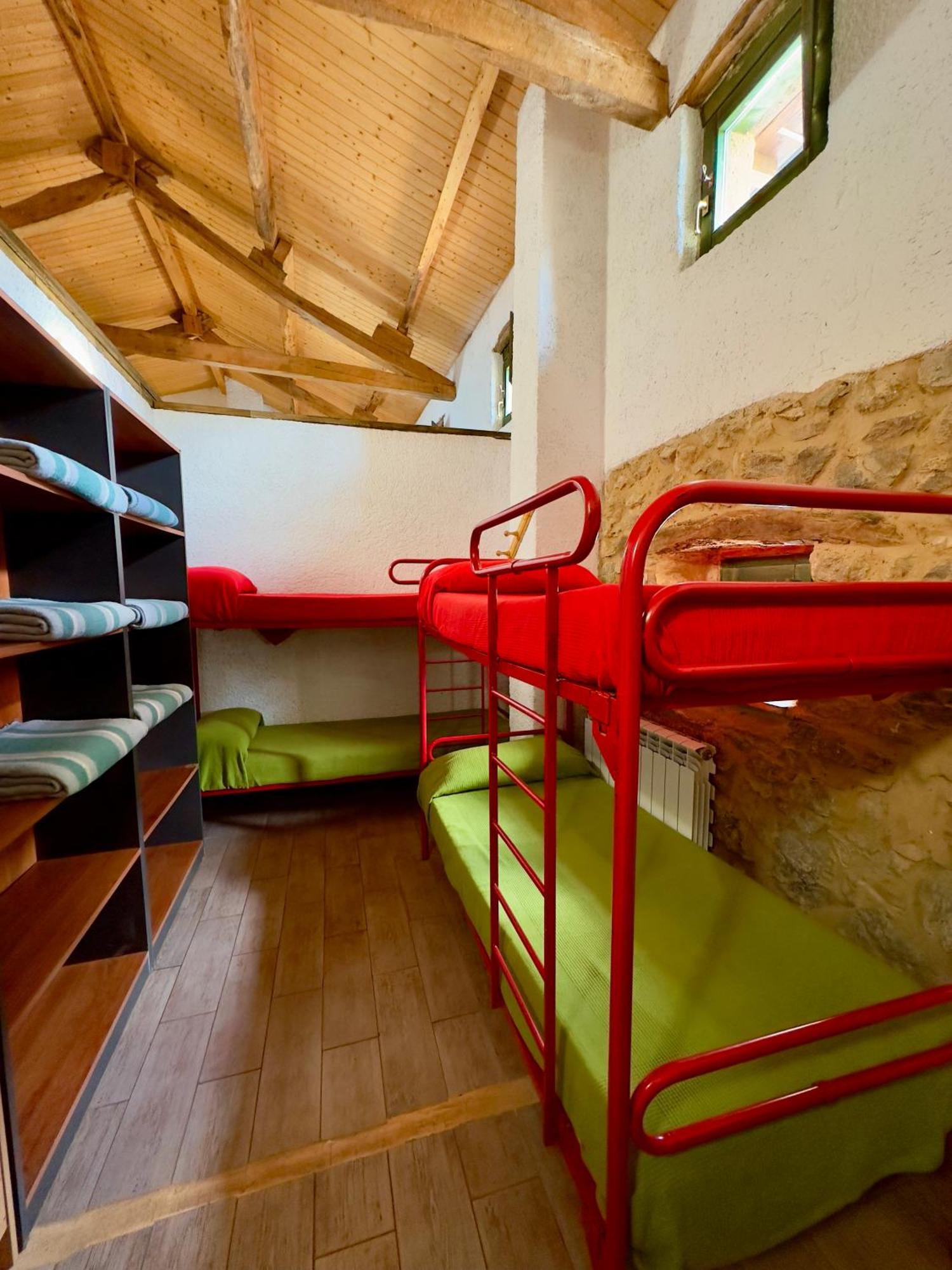 Albergue Valle De Arbas Кубильяс-де-Арбас Экстерьер фото
