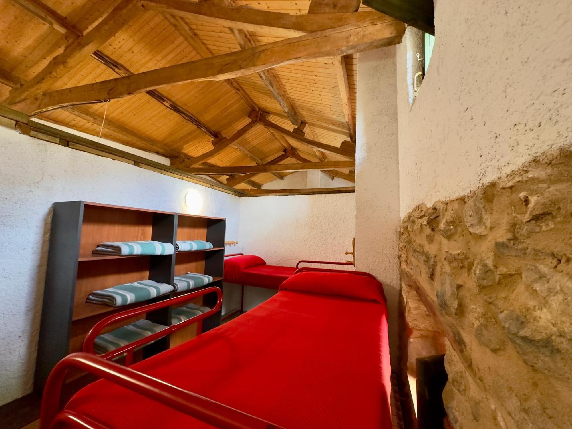 Albergue Valle De Arbas Кубильяс-де-Арбас Экстерьер фото