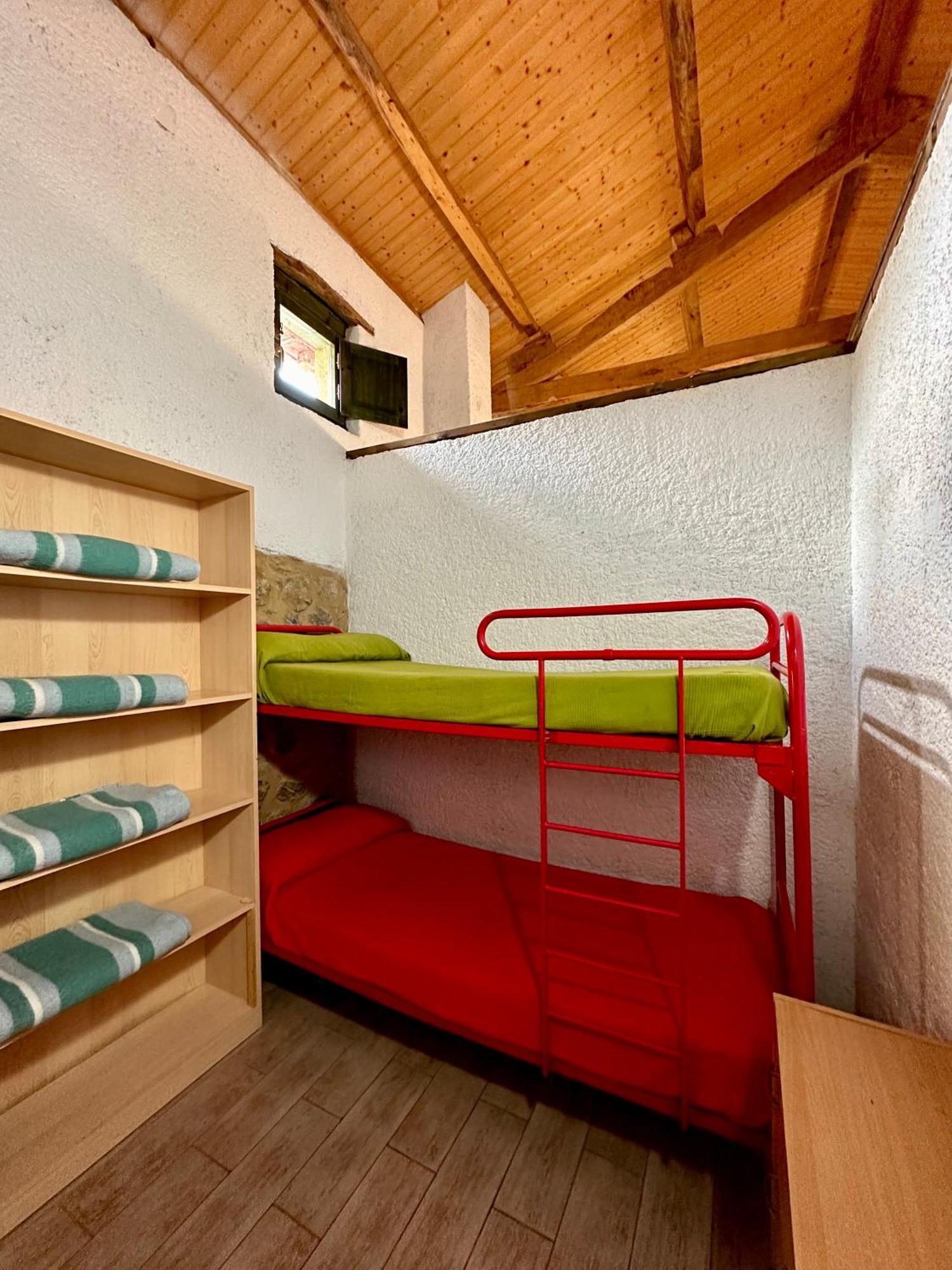 Albergue Valle De Arbas Кубильяс-де-Арбас Экстерьер фото